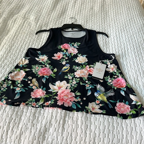 Johnny Was Birdie active swing Tank size medium  - Picture 3 of 3